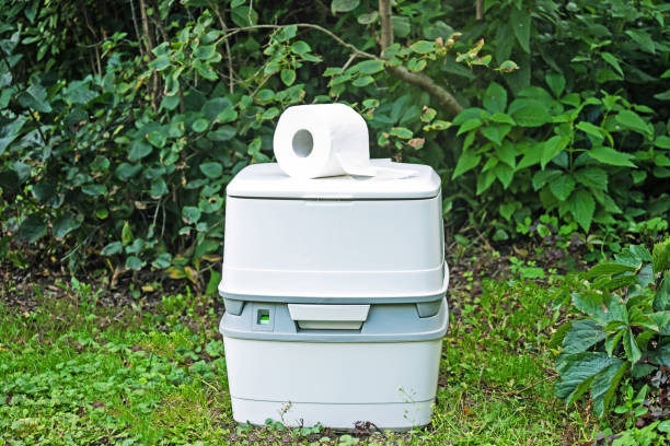 Best Construction site porta potty rental  in Macon, IL