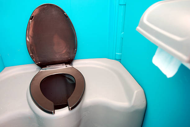 Best Porta potty rental near me  in Macon, IL