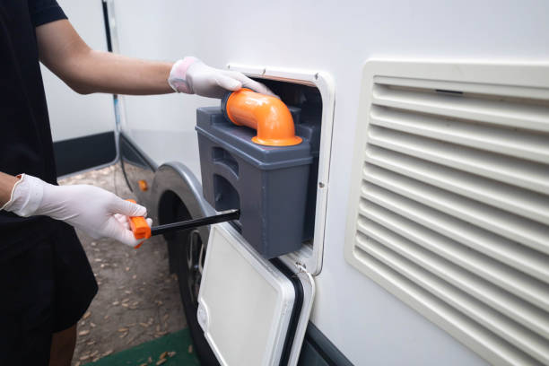 Best Porta potty delivery and setup  in Macon, IL